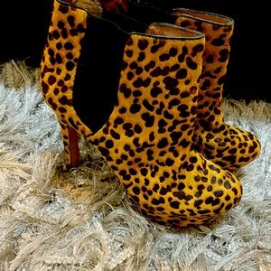 Vince Camuto gently used calf hair ankle boot